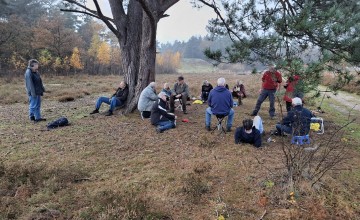 Vrijwilligers pakken opnieuw heide aan op de Gorsselse Heide