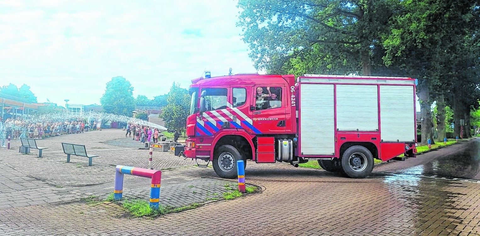 Groep 8 PWA sloot basisschooltijd spectaculair af