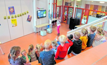 Een beetje gek moet je wel zijn – juf Elly neemt afscheid in Eefde