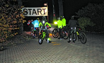 ATB’ers voor de tiende keer in het donker door Laren