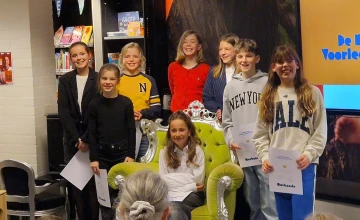 Filippa Stadhouders wint lokale voorleeswedstrijd in Lochem