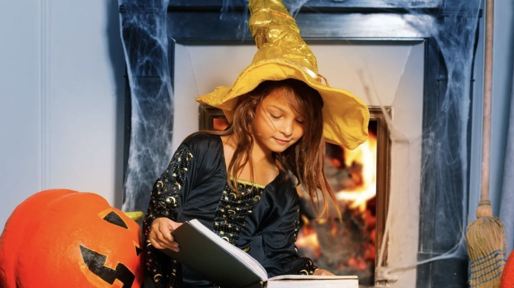 Het Halloweenhuis in Lochem verrast kinderen met 1.000 gratis boeken