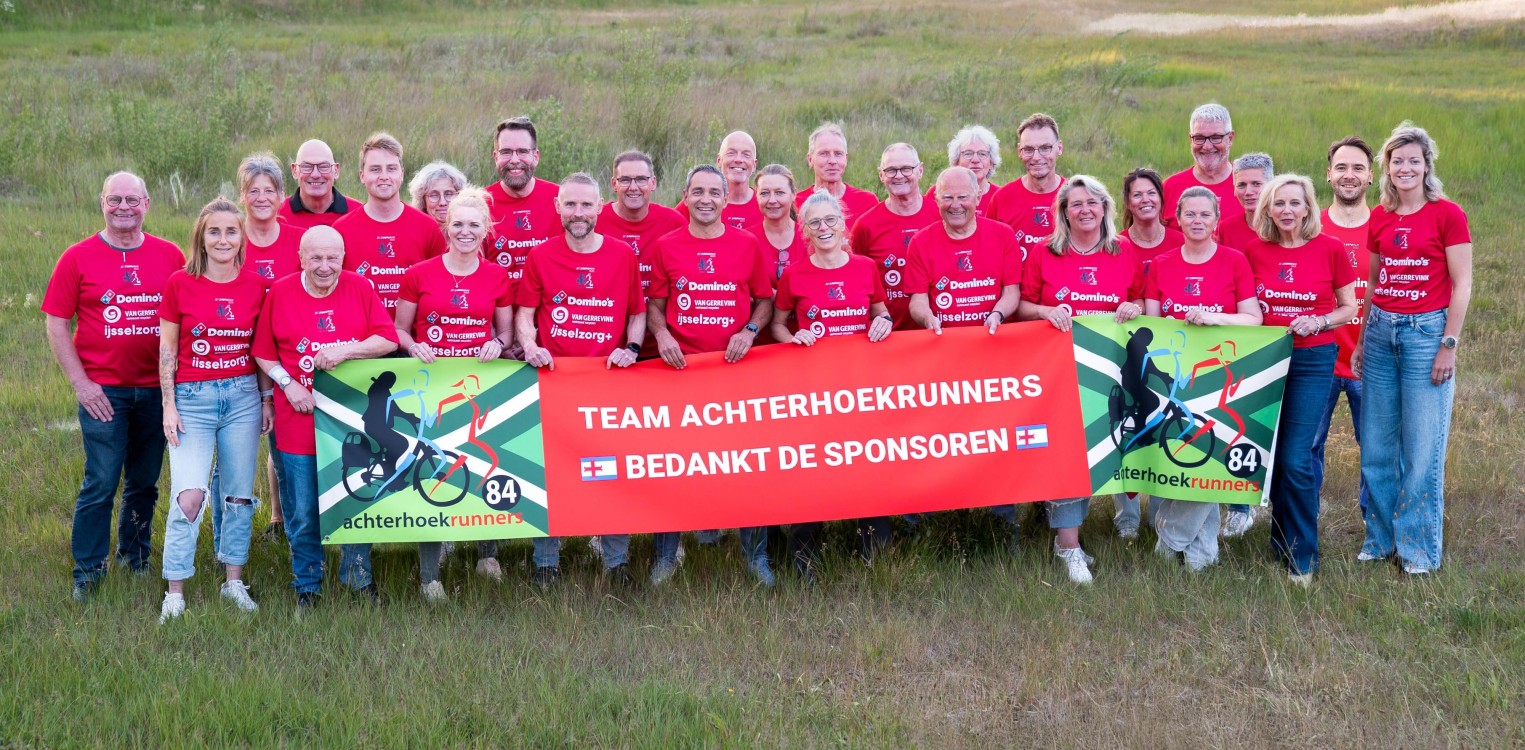 Roparunteam de Achterhoekrunners lopen door Laren en Lochem voor het goede doel