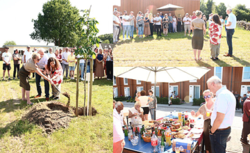 Lochem ontvangt kastanjeboom als dank van Oekraïense bewoners