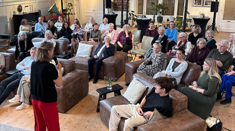 Hervormde Kapel Deventer boekpresentatie De Alfabetdater