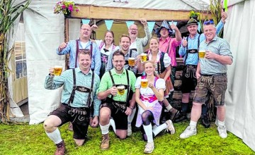 12,5 jaar Hazenbal: geen konijnenoren, maar Lederhosen tijdens Lederhazenfest