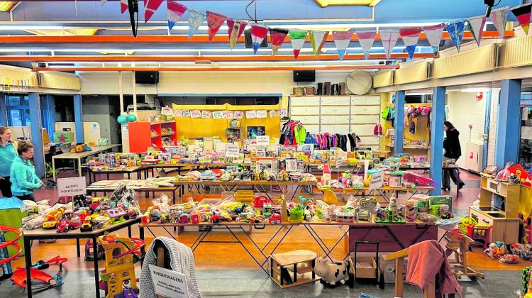 Speelgoedbeurs in Laren