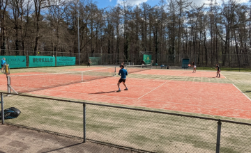 De Berkel-B Open 2025 kende een zonovergoten en sportieve editie