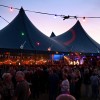 Livin’ Room viert 12,5 jaar met bomvolle feesttent in Laren