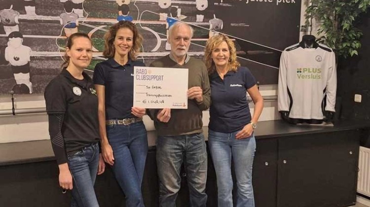 Sportclub Eefde ontvangt mooie bijdrage uit Rabo ClubSupport