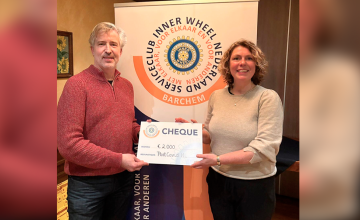 Inner Wheel Barchem overhandigt cheque aan PostCovid NL