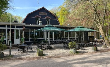 De Zessprong maakt vernieuwd terras rookvrij