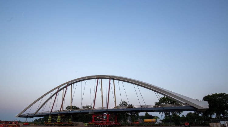 Nieuwe poging: brug bij Nettelhorst wordt eind augustus ingevaren