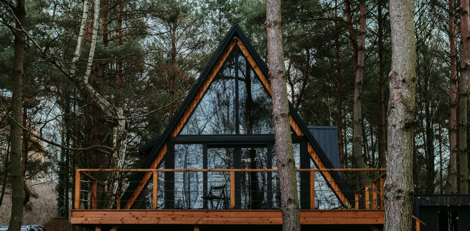 Waarom houten woningen op het moment zo populair zijn