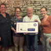 Pasmanmanege ontvangt donatie van Zutphense serviceclub