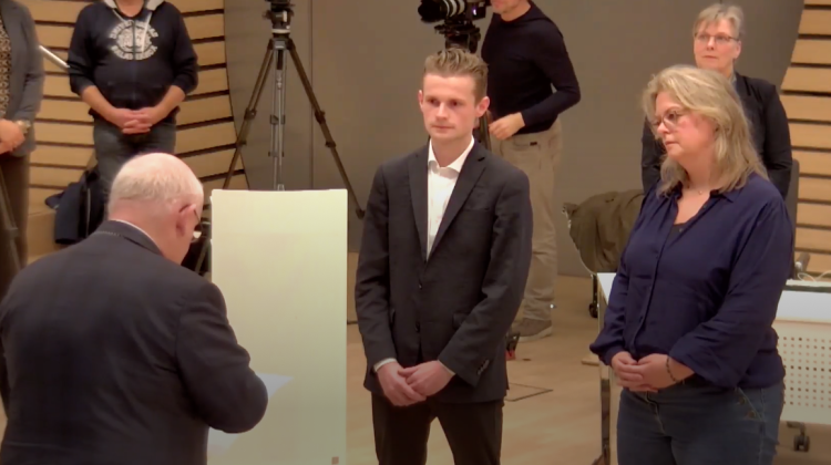 Twee nieuwe fractievertegenwoordigers beëdigd in Lochemse gemeenteraad