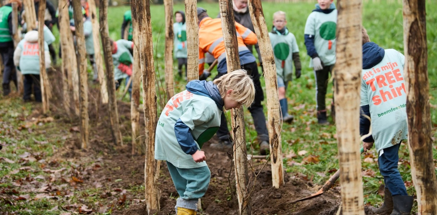 Eerste boeren Boomfeestdag in gemeente Lochem groot succes