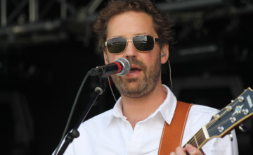 Live At The Brons: muziek, bier en gezelligheid