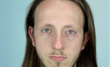 Extra kaarten voor voorstelling over Anders Breivik