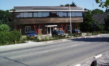 Politiebureaus Eerbeek en Lochem verder als steunpunt
