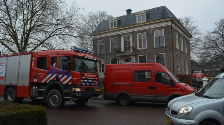 Kleine woningbrand Brummen door houtkachel