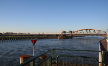 Binnenvaartschippers willen eerder verbreding van de IJssel