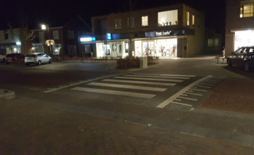 Verlichte zebrapad Eerbeek al bijna maand kapot, reparatie laat op zich wachten