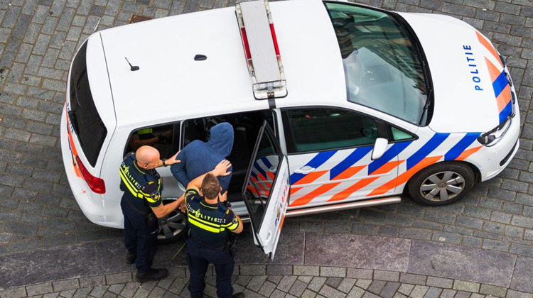Zakkenroller aangehouden als verjaardagscadeau
