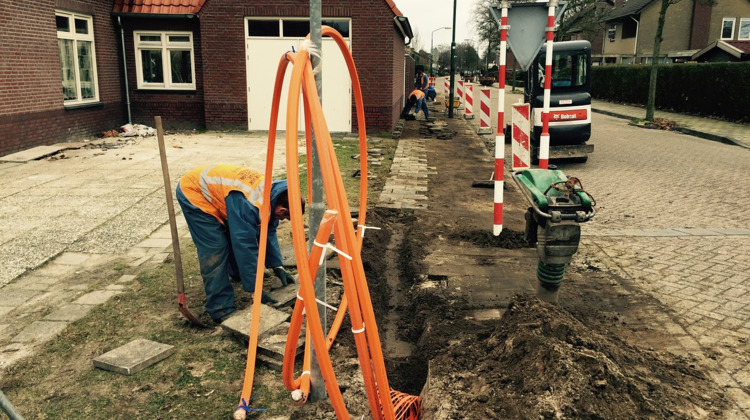 Geen duidelijkheid over planning en kosten glasvezelaanleg Zutphen en Lochem
