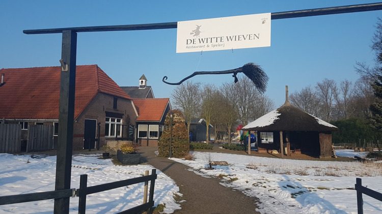 Witte Wieven in Zwiep zijn weer helemaal bij de tijd