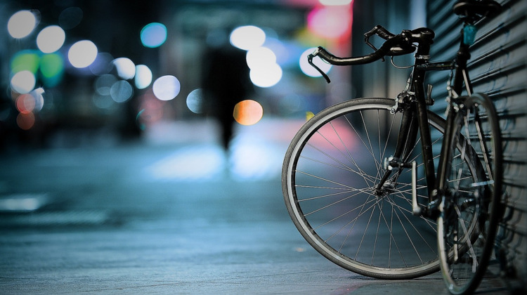 Fietsendief gaat er met lokfiets vandoor