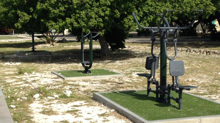 Goed idee of niet: Fitnesstoestellen in het park