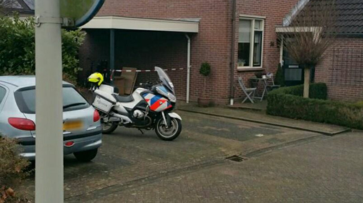 Gewapende overval bij woning in Warnsveld, politie zoekt getuigen