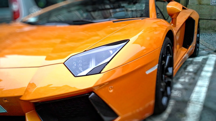 SNEL! Lever je Lamborghini weer in