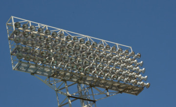 Buurman boos over lichtmasten VV Gorssel