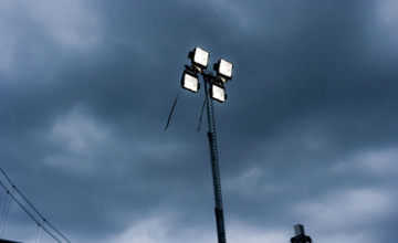 Sportclub Brummen krijgt LED-verlichting op sportvelden
