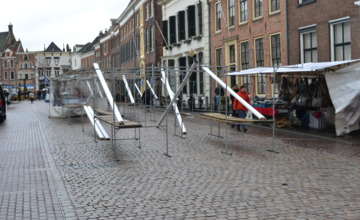 Slecht weer zorgt voor kale marktdag