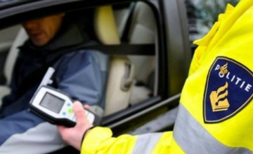 50-jarige man vlucht voor alcoholcontrole