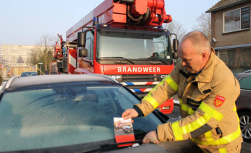 Brandweer haalt uit naar fout-parkeerder