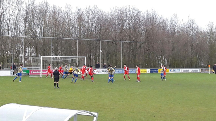 Sportclub Lochem speelt gelijk; Witkampers verliezen 
