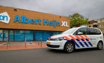 Viespeuk valt minderjarige meisjes lastig voor supermarkt 