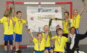 F-jeugd Handbalvereniging Brummen Kampioen