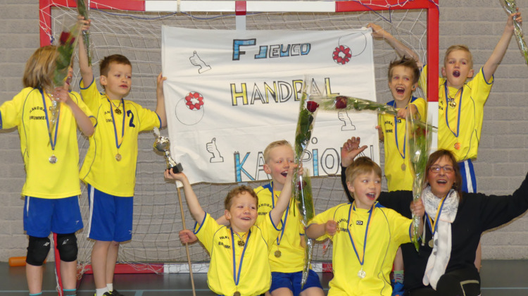 F-jeugd Handbalvereniging Brummen Kampioen