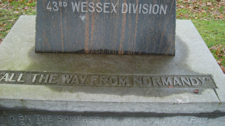Lochemese leerlingen adopteren oorlogsmonument