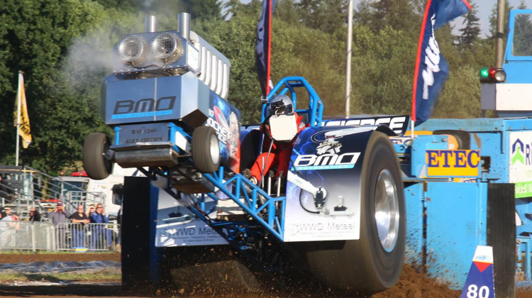 Tractorpulling Lochem begint van de grond te komen
