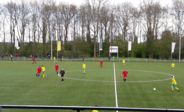 Gelijkspel voor Sportclub Lochem tegen koplopers, Witkampers verliest