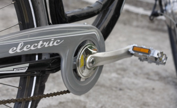Politie Lochem zoekt dieven van elektrische fiets