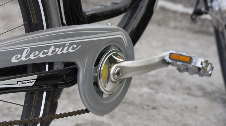 Politie Lochem zoekt dieven van elektrische fiets