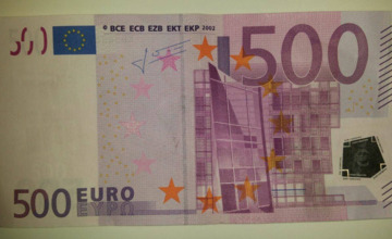 22-jarige man probeerde valse 500 euro te wisselen