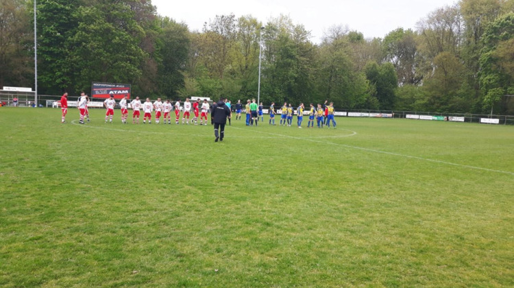 Sportclub Lochem en Witkampers strooien met punten